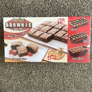 Perfect Brownie Pan Set